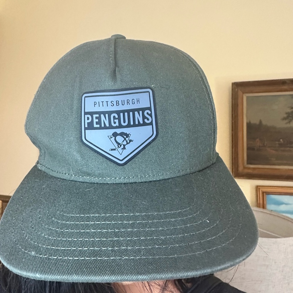 Vintage Pittsburgh Penguins Sportige Raised Logo Army Green Snap Back Hat * Rare